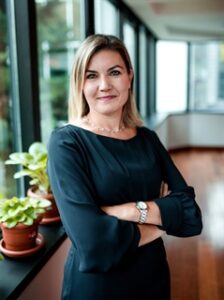 Özge Esin - Cerrahoğlu